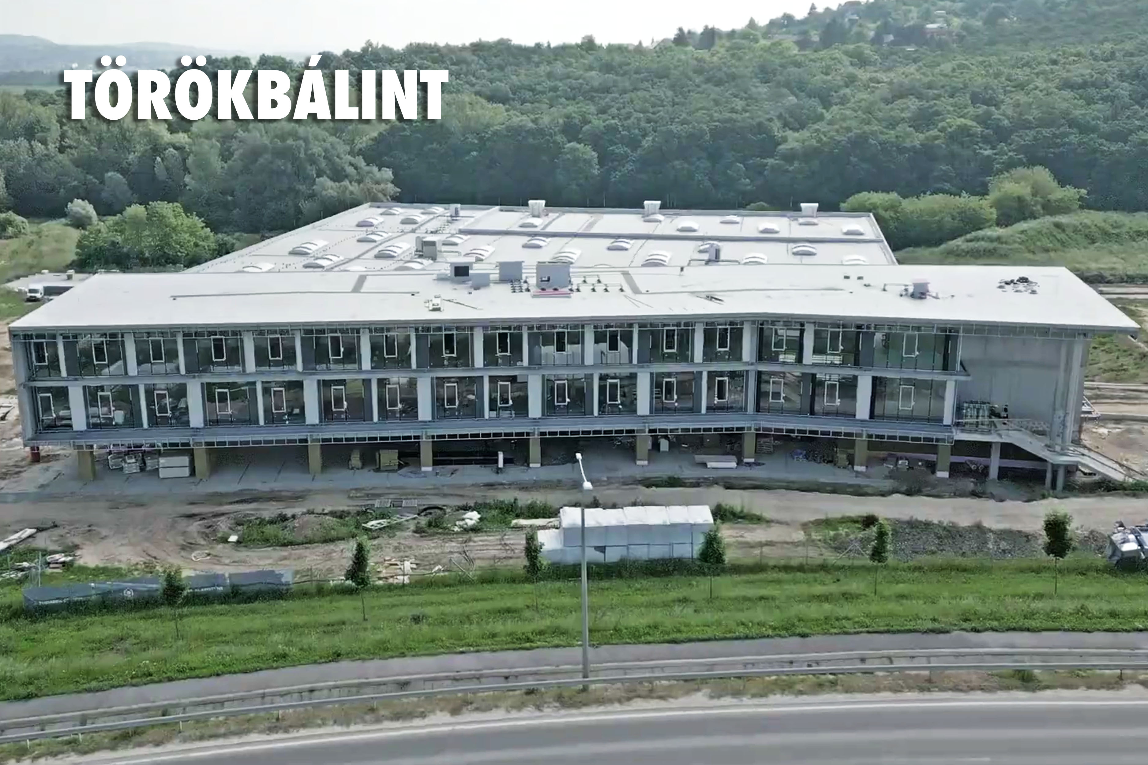 Látványos szakaszához érkezett a Würth új logisztikai központjának építkezése